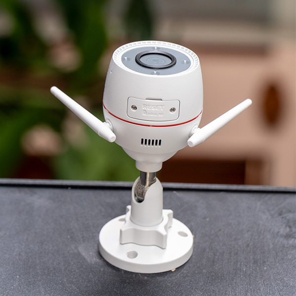Camera Ezviz H3c 3mp – Full color có còi hú báo động